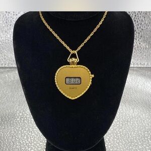Gold Heart Pendant Necklace